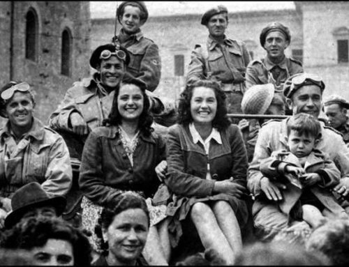 25 aprile 1945 – “Davanti alla lapide per Saverio Tunetti”